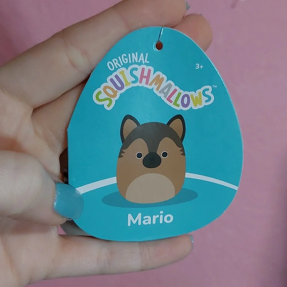 Squishmallow clip Mario the German Shepherd - Picture 3 of 3
